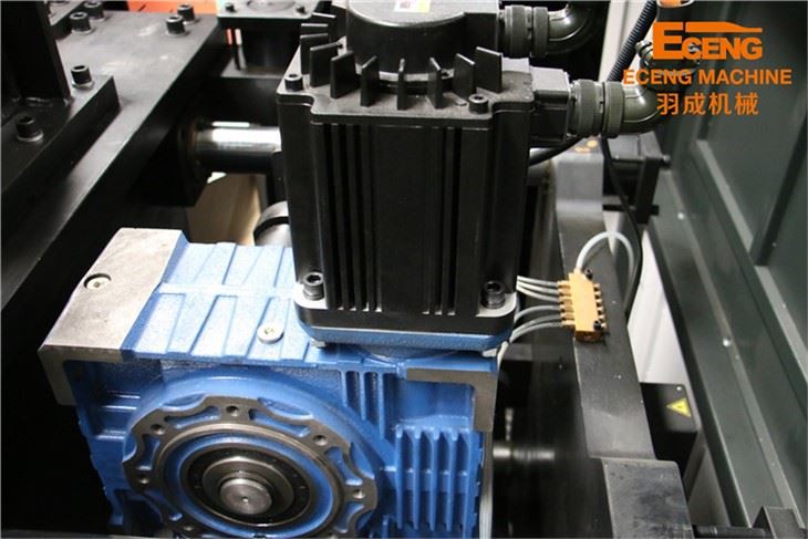 6 Cavities Pure Water Bottle Blowing Machine